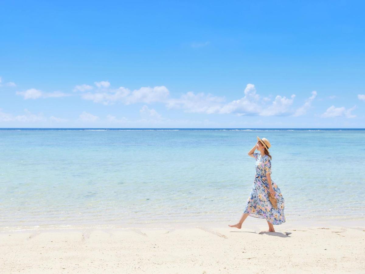 ホテル日航アリビラ 読谷村 エクステリア 写真 A beach in Okinawa